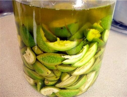 antiparasitic tincture of green walnut
